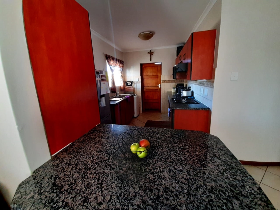 3 Bedroom Property for Sale in Hillside Free State